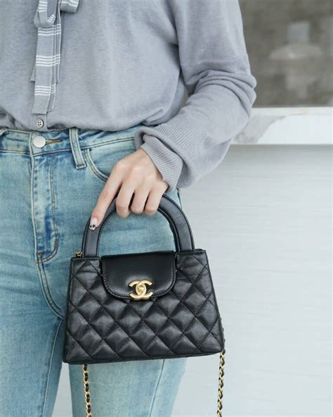 Introducing the New Chanel Kelly Bag of 2023 • Petite in Paris